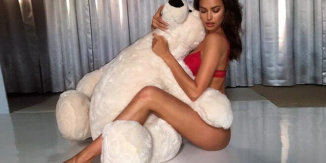 Αγκαλιά με τον αρκούδο της η Irina