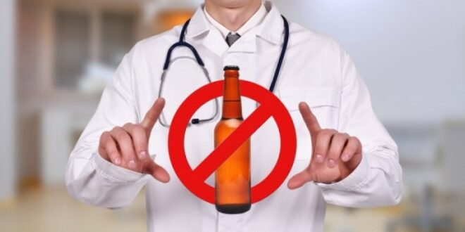 Αλκοόλ και υπέρταση: Πώς επηρεάζει ο συνδυασμός τους την υγεία της καρδιάς