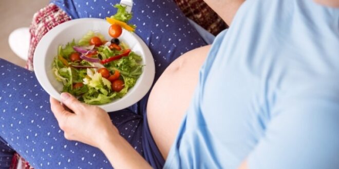 Υγιεινή διατροφή στην εγκυμοσύνη: Πόσο μειώνει τον κίνδυνο υπέρτασης