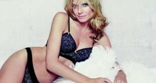 Με τα εσώρουχα η Heidi Klum