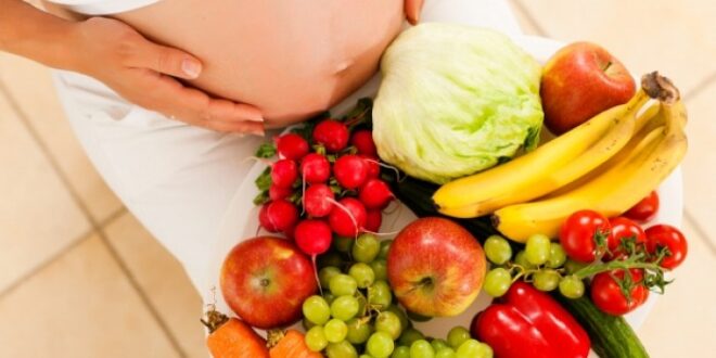 Διατροφή για εγκυμοσύνη: Η βιταμίνη που προστατεύει από την παιδική παχυσαρκία