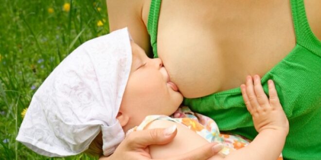 Μητρικός θηλασμός: Τα σημαντικά του οφέλη αγγίζουν μέχρι και το σύστημα υγείας ...