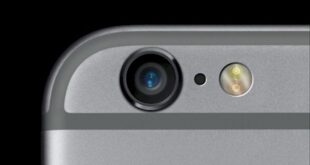 Σε τι χρησιμεύει η πολύ μικρή τρύπα δίπλα στην κάμερα του iPhone