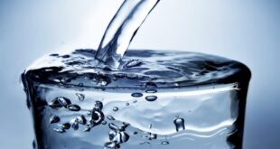 Νερό και καρδιακή προσβολή: Πόσα ποτήρια την ημέρα μειώνουν τον κίνδυνο