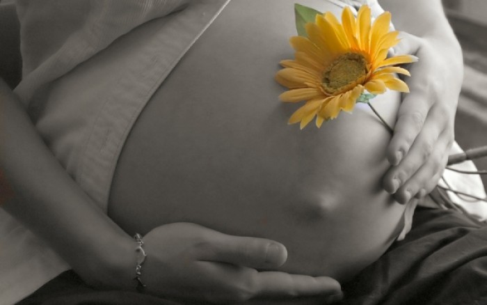 Εγκυμοσύνη & παχυσαρκία: Πόσα κιλά πρέπει να χάσετε για να αυξήσετε τις πιθανότητες σύλληψης