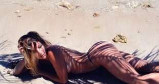 Cassandre Davis, μία γυναίκα με… ενισχυμένες καμπύλες