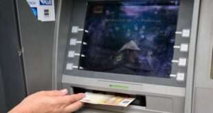 Ένα νέο bug κάνει τα ATM να «φτύνουν» λεφτά