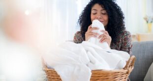 Πώς διώχνουμε τη μυρωδιά της μούχλας από τις πετσέτες