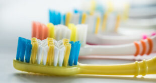 Ένα τρικ για να προστατεύσετε την οδοντόβουρτσά σας από τα μικρόβια