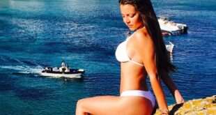 Η Shelby Chesnes τρελαίνεται για το καλοκαίρι
