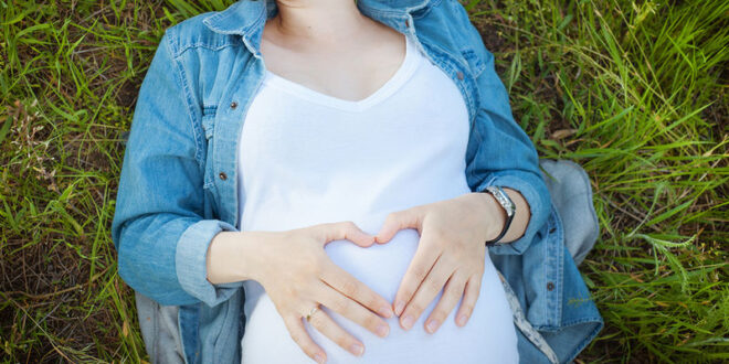 Διατροφή στην εγκυμοσύνη Η βιταμίνη που προστατεύει το μωρό από το έκζεμα