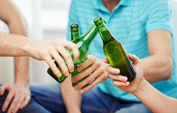 3 worst foods building muscle beer