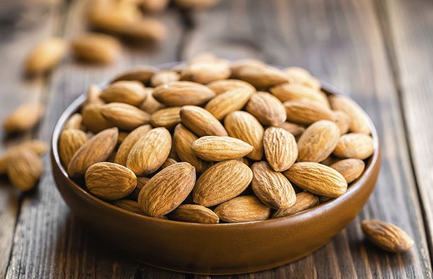 gettyimages 490990501 almonds yelenayemchuk 0 0