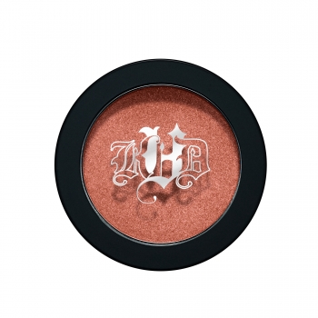 kvd metal crush eye closed doce