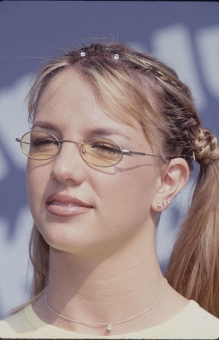 gallery 1466069444 britney spears glasses 90s