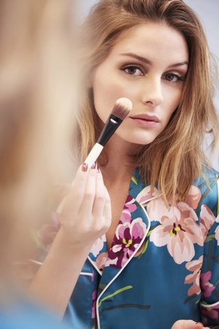 3.OLIVIA PALERMO x BOBBI BROWN Ph Mei Tao