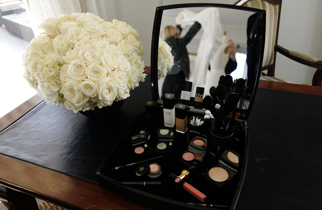 19 Margot Robbie getting ready for the Oscars in CHANEL March 4th LD