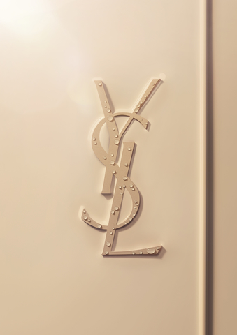 YSL TOUCHE ECLAT EVENT CASSANDRE TEXTURE 2018 210x297
