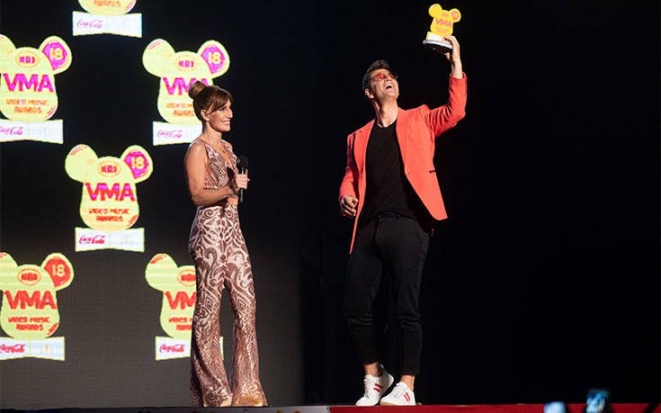 SAKISROUVAS_VICKYHATZIVALISEIOU