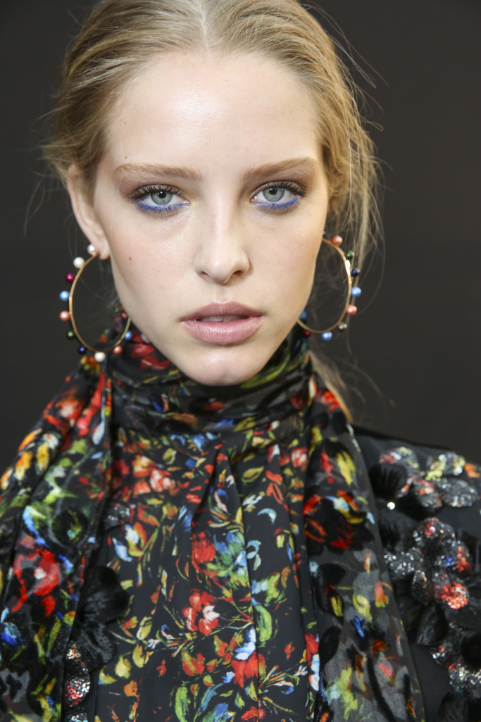 3 ELIE SAAB