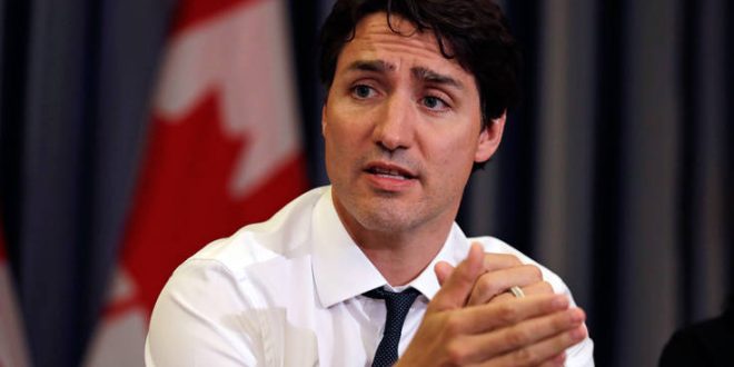 Λύνει τη σιωπή της η γυναίκα στο επίκεντρο της «πολιτικής βόμβας» στον Καναδά