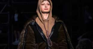 Η απολογία του οίκου Burberry για το φούτερ με τη θηλιά