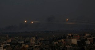 Η αεροπορία του Ισραήλ βομβάρδισε πριν από λίγο τη Γάζα