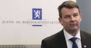 Παραιτήθηκε ο υπ. Δικαιοσύνης της Νορβηγίας εξαιτίας της… μυθομανούς συντρόφου του