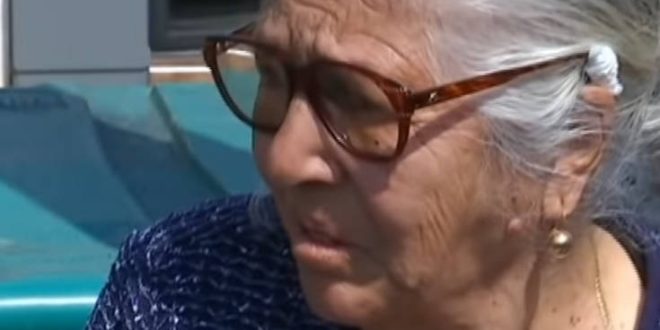 Στη ΔΟΥ Αμπελοκήπων ο διοικητής της ΑΑΔΕ για την 90χρονη που πουλούσε τερλίκια