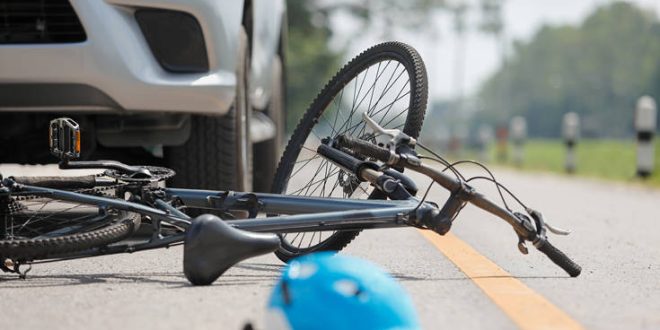 Μεθυσμένος οδηγός παρέσυρε και τραυμάτισε 63χρονη ποδηλάτισσα