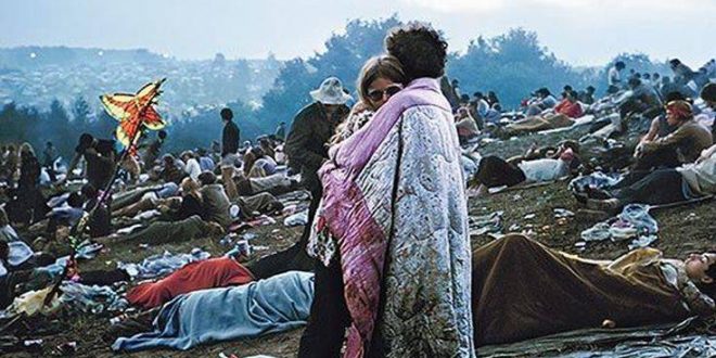 Ένας έρωτας που κρατάει μισό αιώνα και έγινε γνωστός από το Woodstock