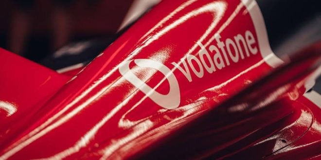 Η Vodafone υποστηρίζει την ομάδα Porsche της Formula E, της πρώτης παγκόσμιας διοργάνωσης αγώνων ηλεκτρικών αυτοκινήτων