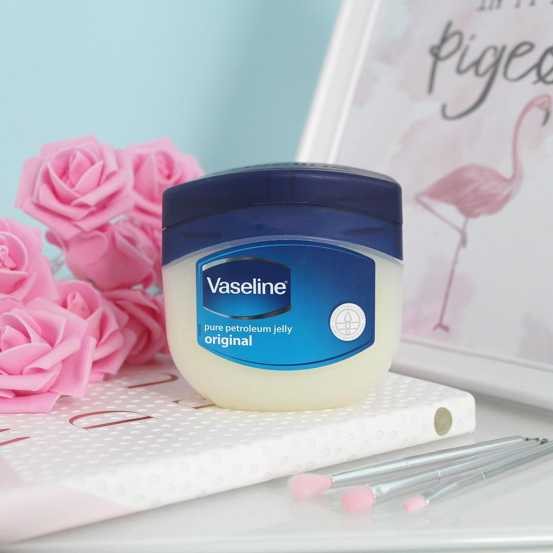 vaselineuk 50771821 244594186444194 2545864033096916261 n