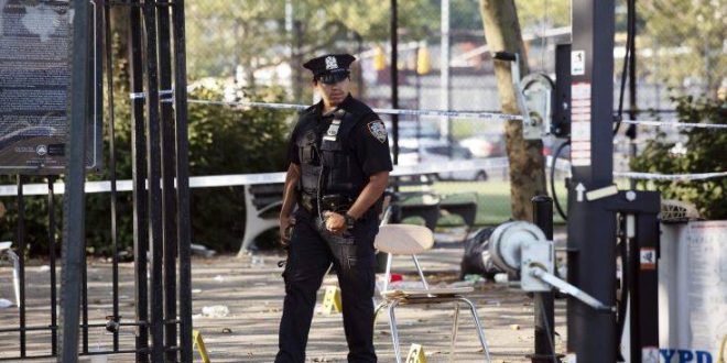 Τέσσερις νεκροί έπειτα από πυροβολισμούς σε club στο Μπρούκλιν