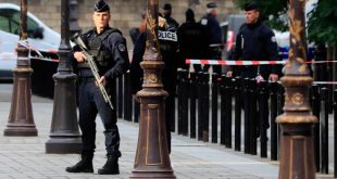 Επίθεση με μαχαίρι στο Παρίσι: Αντιτρομοκρατική μονάδα έχει αναλάβει την έρευνα