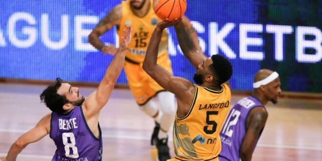 Basketball Champions League: Με σούπερ Λάνγκφορντ η ΑΕΚ λύγισε την Μπούργος