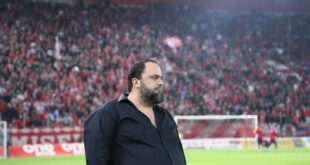 Ολυμπιακός - ΠΑΟΚ 1-1: Βρέθηκε στα αποδυτήρια του Ολυμπιακού ο Βαγγέλης Μαρινάκης