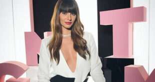 Το GNTM 2 έφυγε, οι σέξι εμφανίσεις της Ηλιάνας Παπαγεωργίου έμειναν