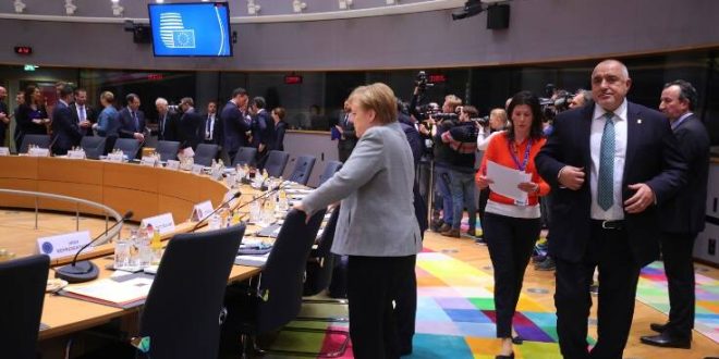 Σύνοδος κορυφής για τον προϋπολογισμό: Χωρίς συμφωνία στις Βρυξέλλες