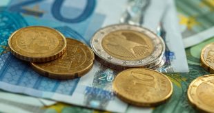 Επίδομα 800 ευρώ: Ξεκινούν οι αιτήσεις, βήμα - βήμα η διαδικασία