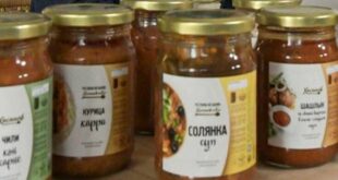 Κορονοϊός: Μόδα στη Μόσχα τα γκουρμέ φαγητά σε γυάλινα βαζάκια