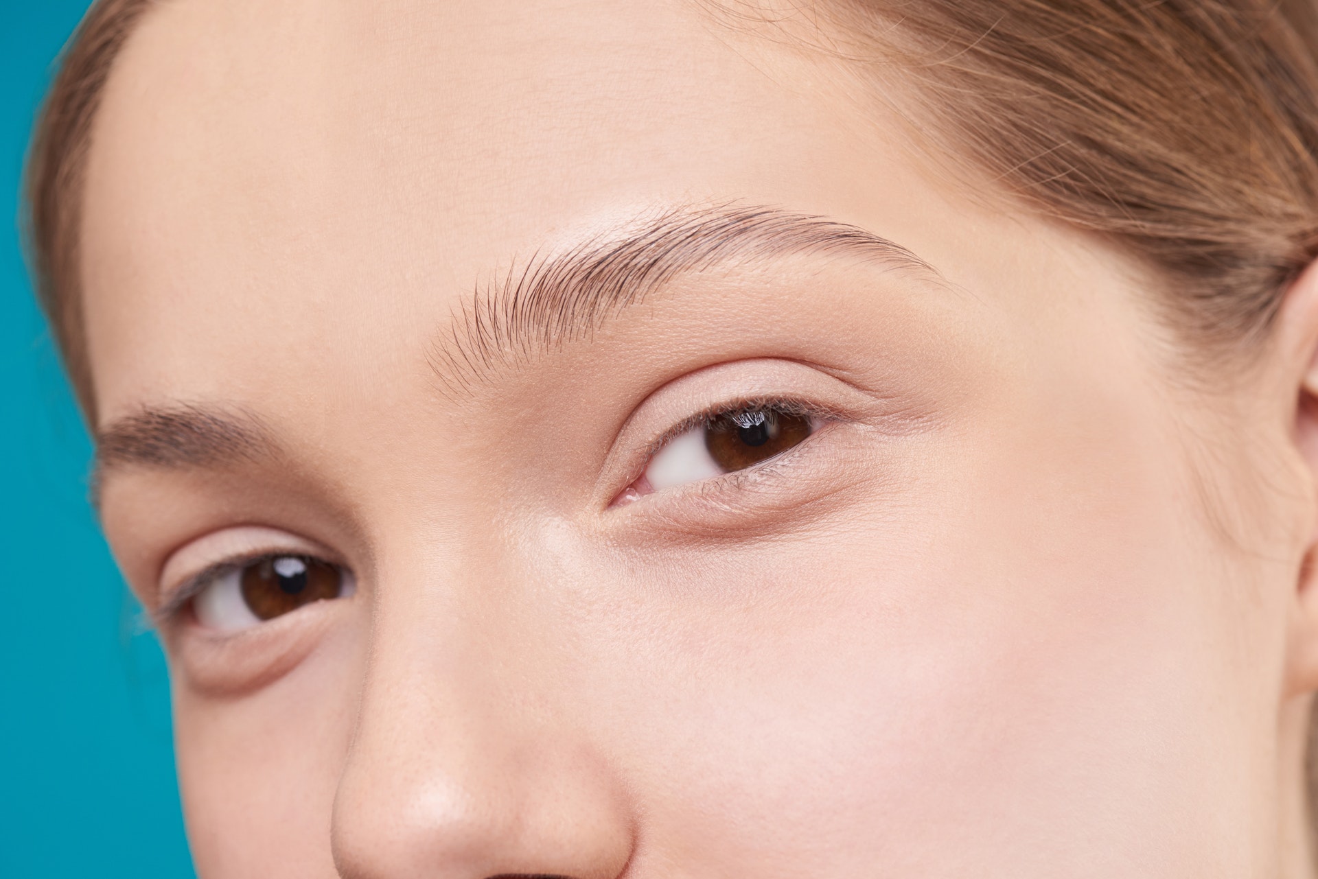 7 close up photo of a woman s eyes 3373714