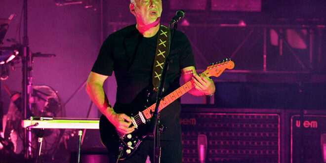 David Gilmour: Η διαδικτυακή παρουσίαση του βιβλίου της συζύγου του για την Ύδρα του Leonard Cohen