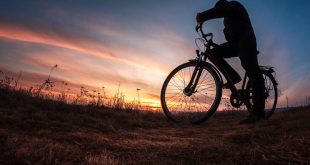 Νέα Ζηλανδία: Ο υπουργός Υγείας βγήκε για ποδήλατο βουνού εν μέσω lockdown λόγω κορονοϊού