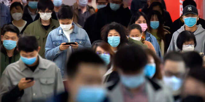Από τις επιδημίες του Μεσαίωνα και την Πανώλη της Κίνας μέχρι τον κορονοϊό: Ένα μακρύ ταξίδι με μάσκα