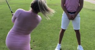 «Θα με εμπιστευόσουν;»: Μοντέλο-παίκτρια του γκολφ περνάει το μπαλάκι ανάμεσα από τα πόδια του φίλου της