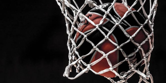 Η Βόνη απέλυσε διεθνή μπασκετμπολίστα επειδή διαδήλωνε με τους αρνητές του κορονοϊού
