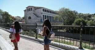 Μεγάλη κινητικότητα του κορονοϊού στην Αττική: Στο «κόκκινο» με 82 νέα κρούσματα - Πού εντοπίζονται τα υπόλοιπα