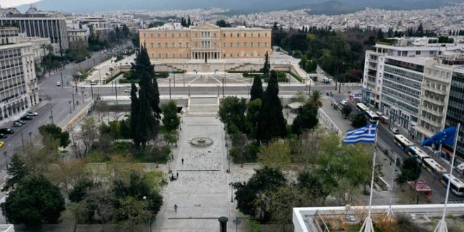 Εξαπλώνεται ο κορονοϊός στην Ελλάδα - Στο «κόκκινο» η Αττική