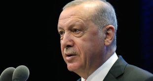 Ερντογάν: Προσωρινή η αστάθεια της τουρκικής λίρας